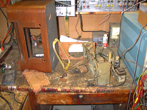 a truetone radio